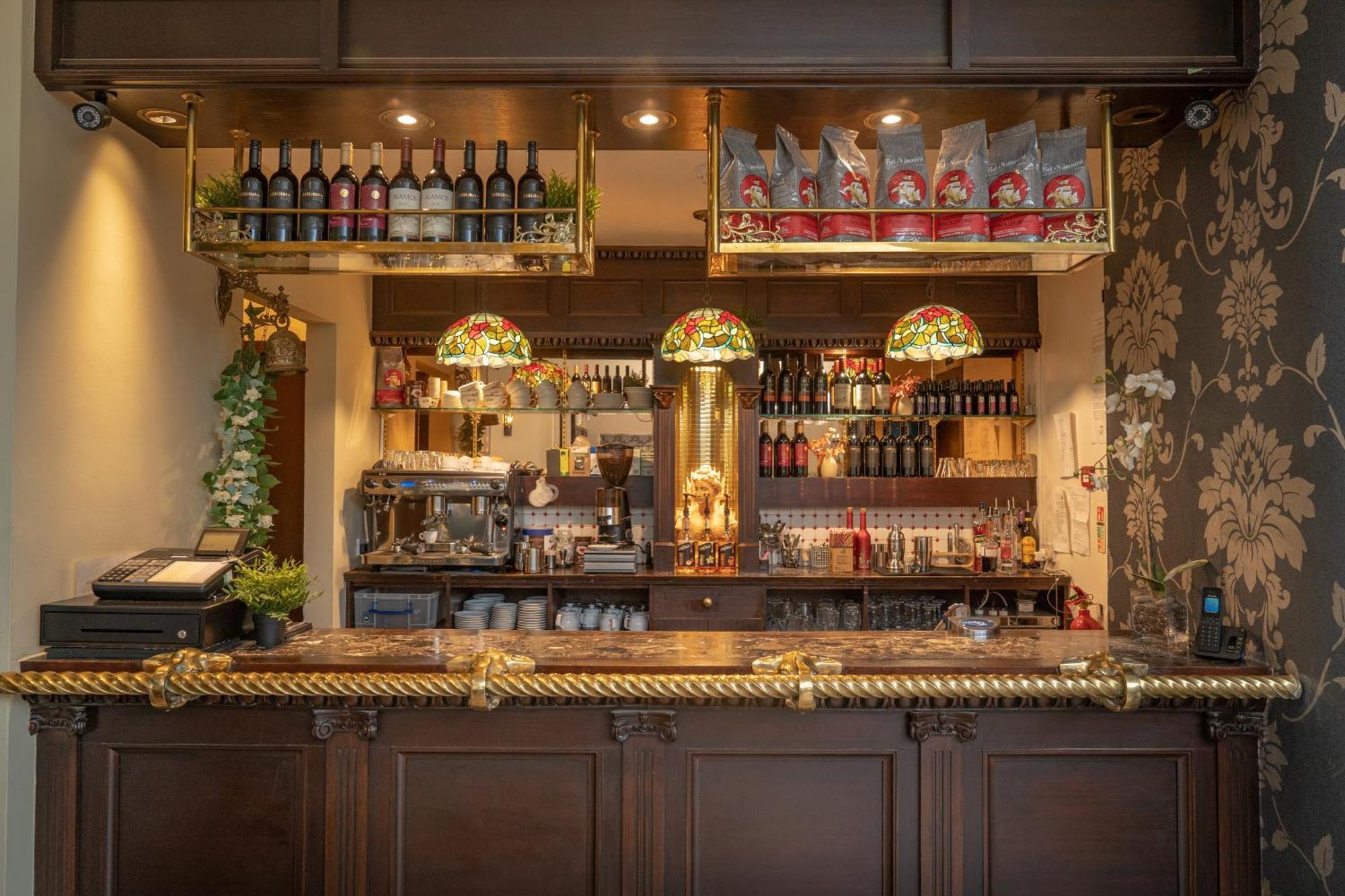 Bankton House Hotell Livingston Eksteriør bilde